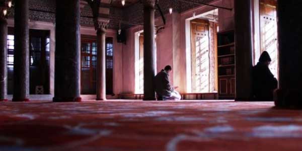 Teladan Abu Hanifah Untuk Pengusaha Muslim