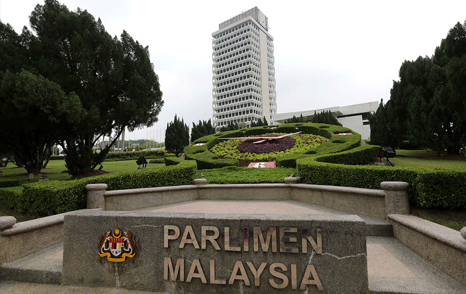 DELUSI DEMOKRASI DI TENGAH KECELARUAN POLITIK MALAYSIA (AKHIR)