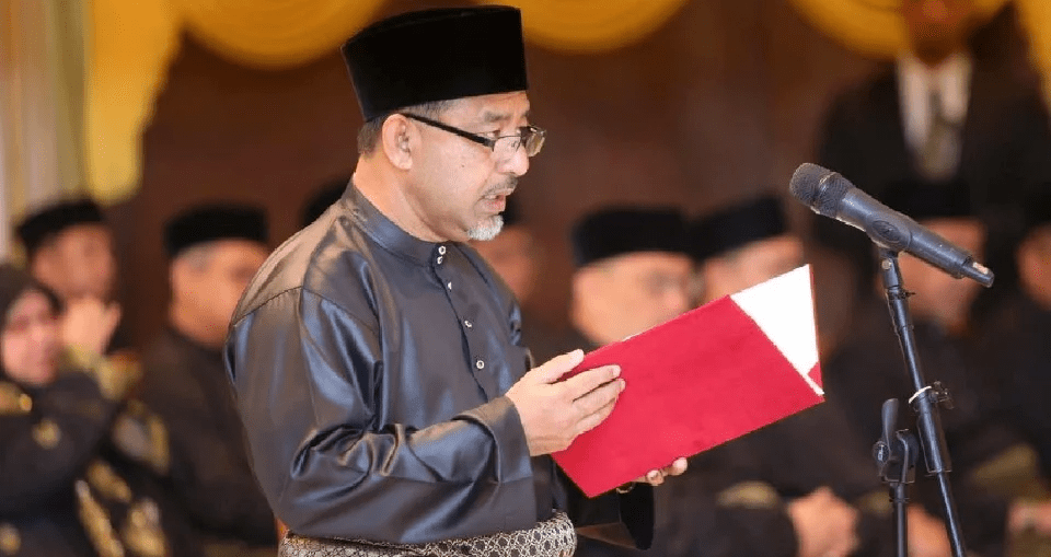 NASSURUDDIN ‘MENARI’ IRAMA POLITIK KEBENCIAN