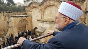 TENTARA ISRAEL SERBU RUMAH KHATIB MASJID AL-AQSA