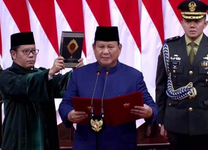 PRABOWO ANGKAT SUMPAH PRESIDEN INDONESIA KELAPAN