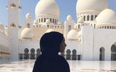 BOLEHKAH WANITA KAFIR MASUK KE MASJID?