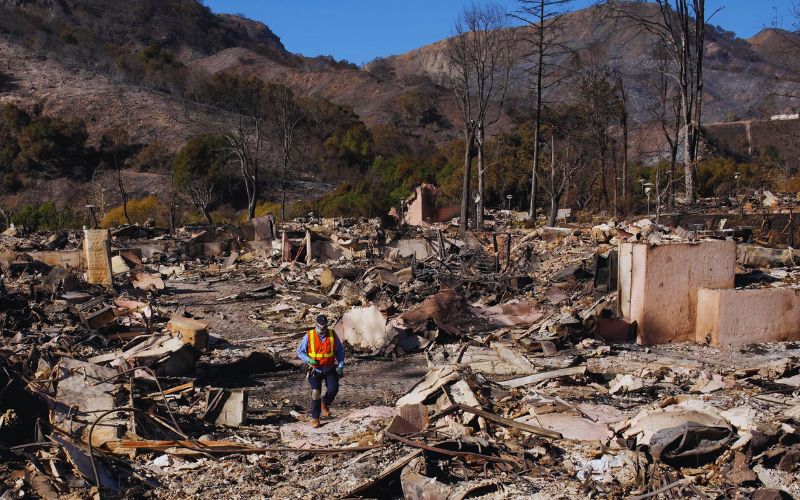LOS ANGELES: PEMBALASAN TUHAN