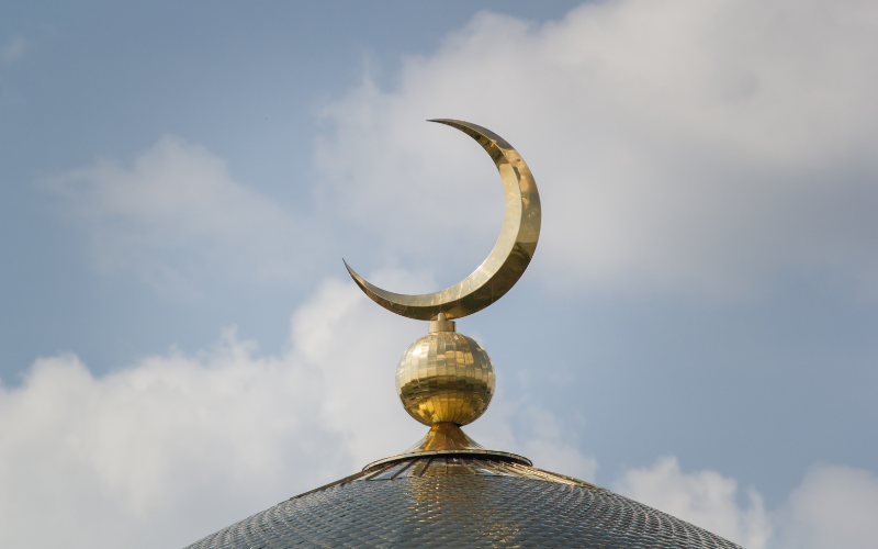 ISLAM DAN PERTARUNGAN IDEOLOGI DUNIA