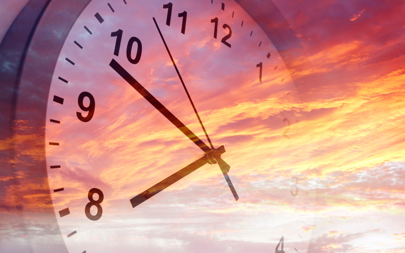 KEAJAIBAN HADIS TENTANG LIMA PELUANG EMAS