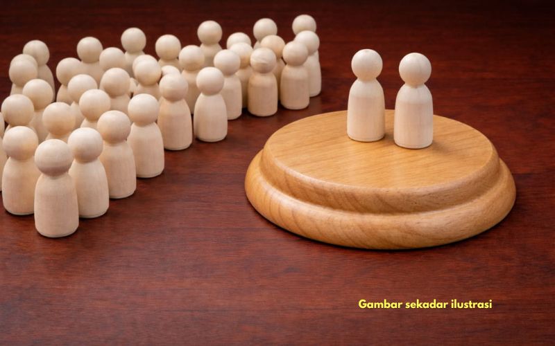 OLD WINE IN A NEW BOTTLE: GALAU POLITIK TAHUN BAHARU?