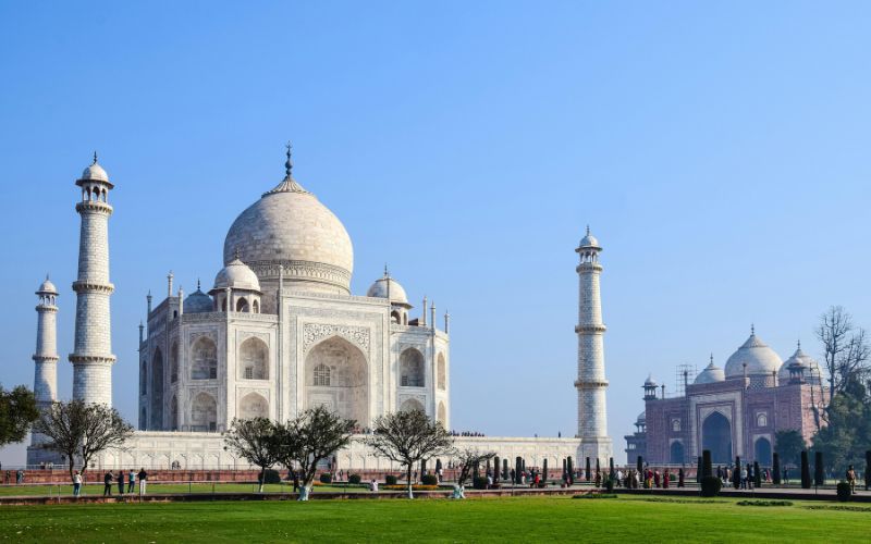 KESULTANAN MOGHUL DAN KEGEMILANGAN ISLAM DI INDIA